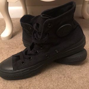 All black converse!